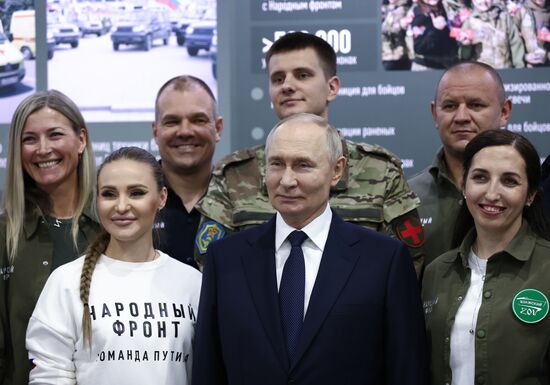 Russia Putin People’s Front Exhibition