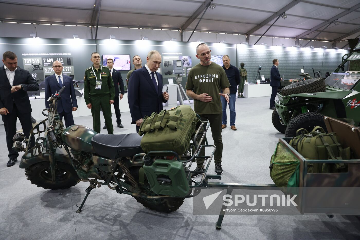 Russia Putin People’s Front Exhibition