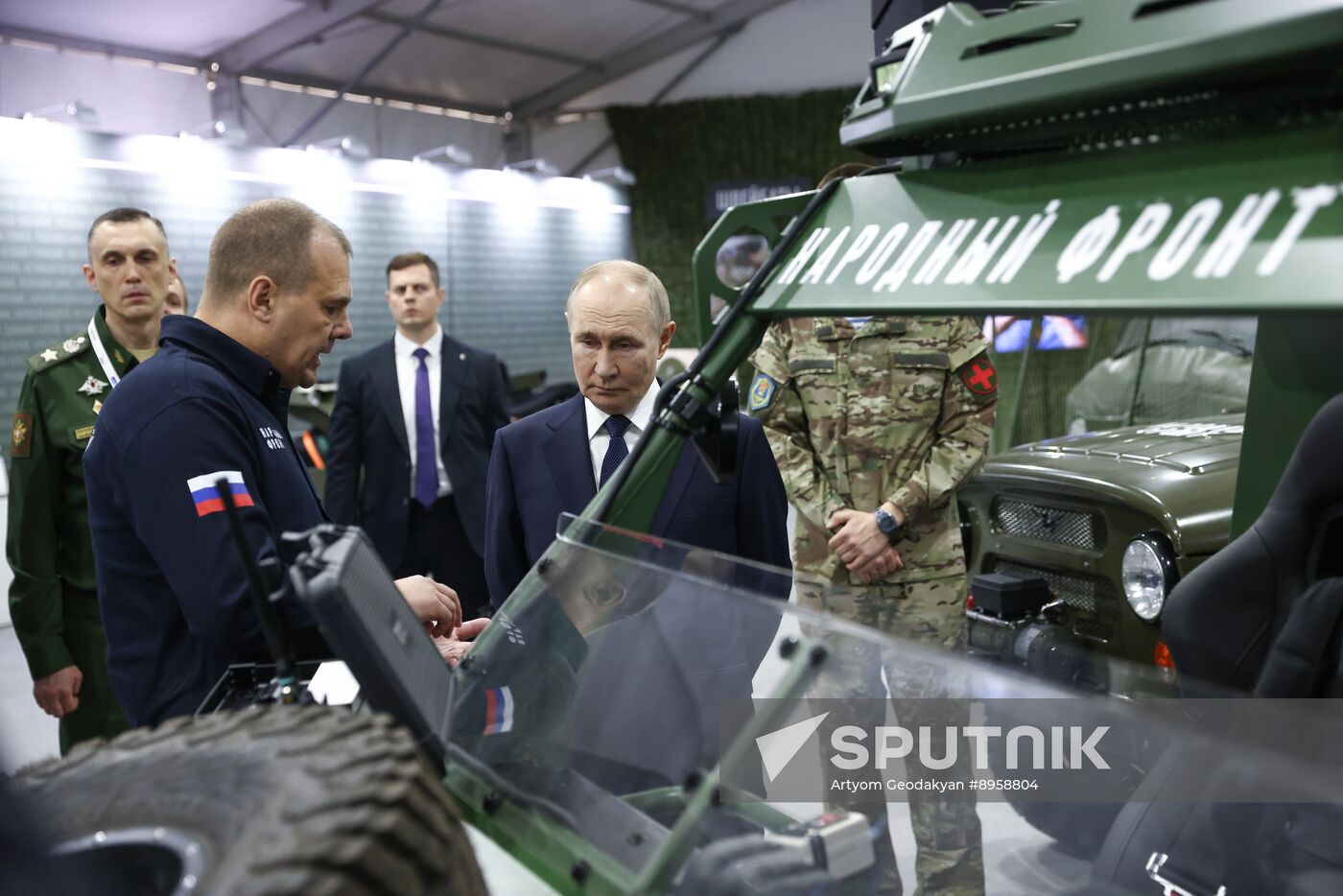 Russia Putin People’s Front Exhibition
