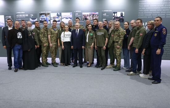 Russia Putin People’s Front Exhibition