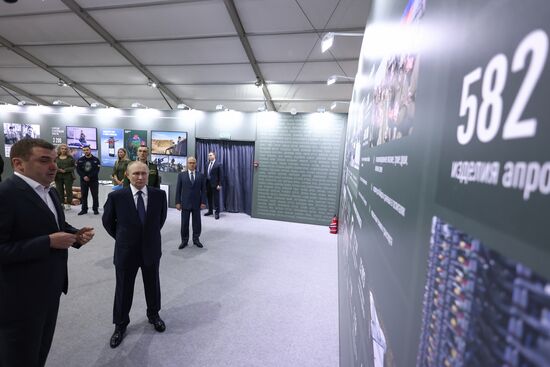 Russia Putin People’s Front Exhibition