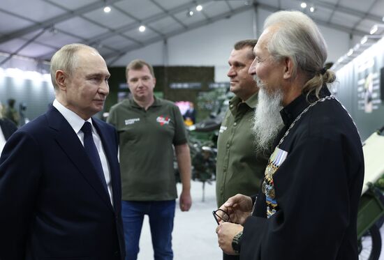 Russia Putin People’s Front Exhibition