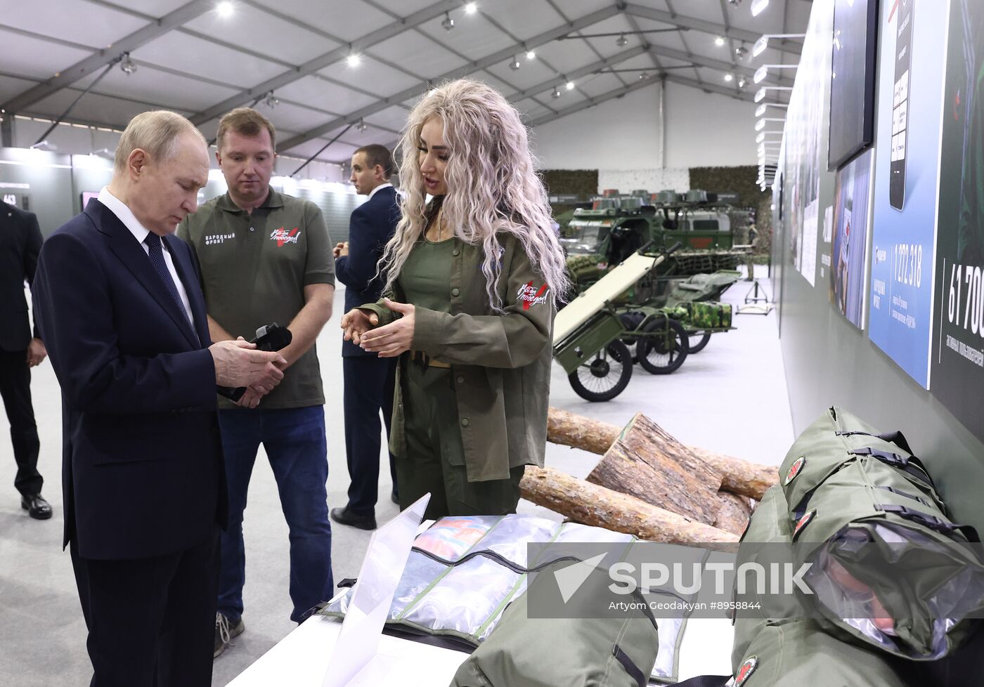 Russia Putin People’s Front Exhibition
