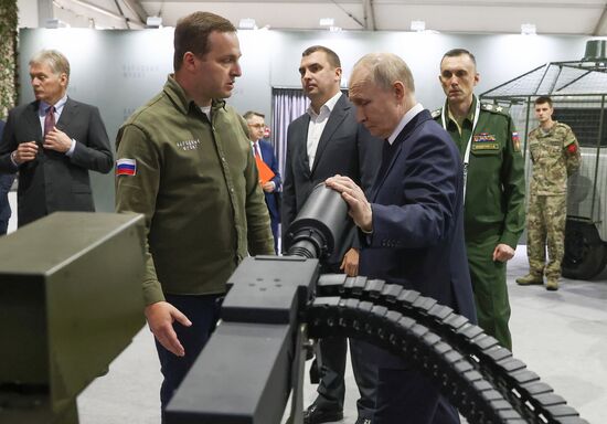 Russia Putin People’s Front Exhibition