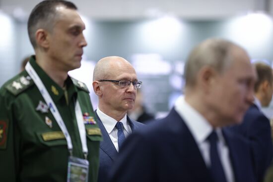 Russia Putin People’s Front Exhibition