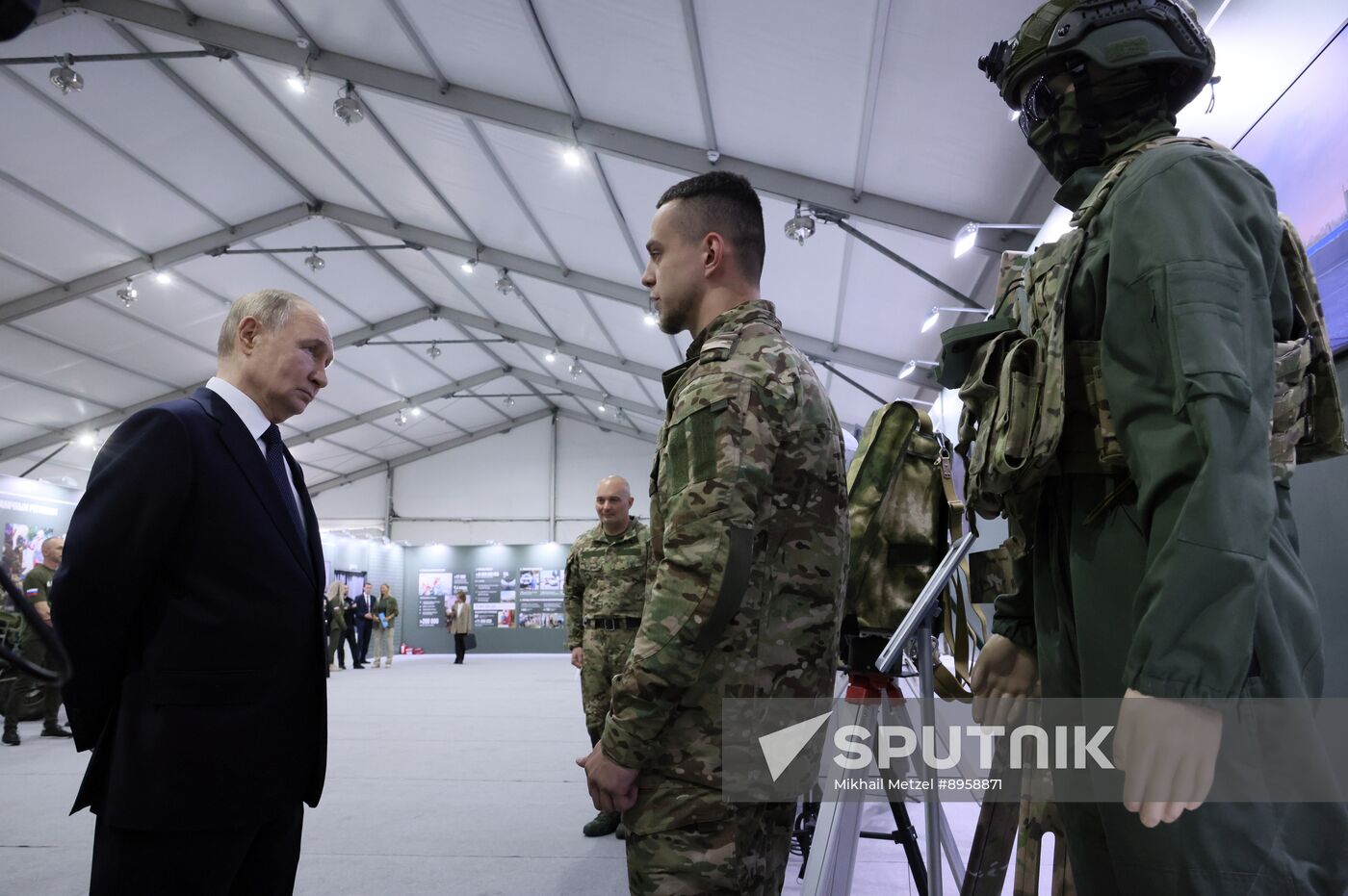 Russia Putin People’s Front Exhibition