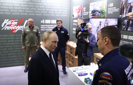 Russia Putin People’s Front Exhibition