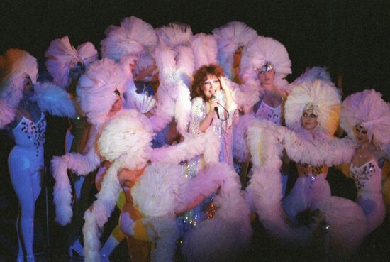 Alla Pugacheva