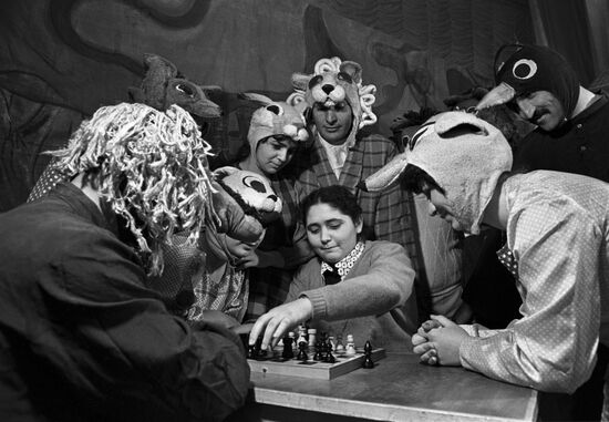 Ainur Sofiyeva, USSR chess champion