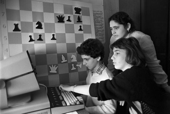 Young chess players studying at Gakh Chess School
