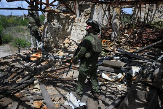 Russia Ukraine Military Operation Signal Unit