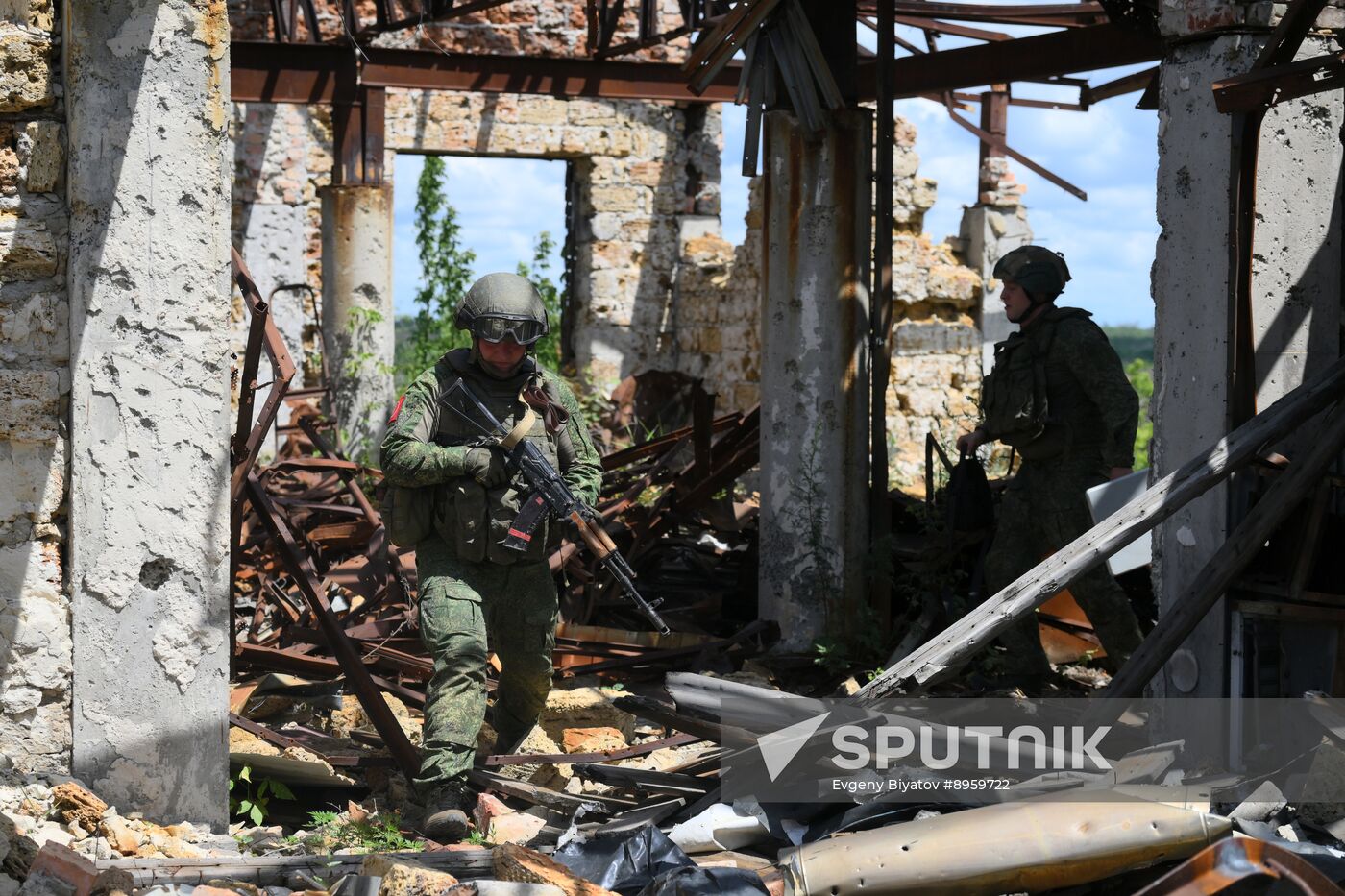 Russia Ukraine Military Operation Signal Unit