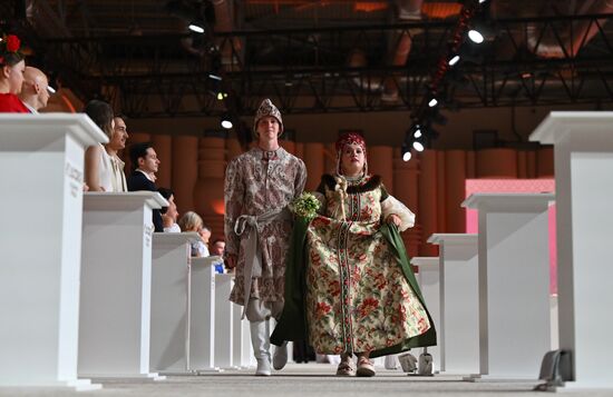 Russia Wedding Festival