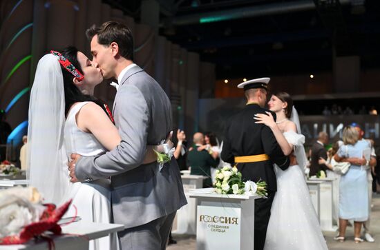 Russia Wedding Festival