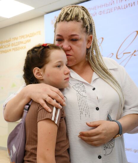 Russia Ukraine Children Return
