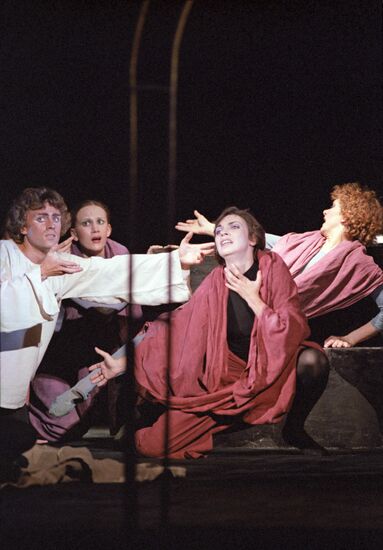 'A Red Horse' stage play