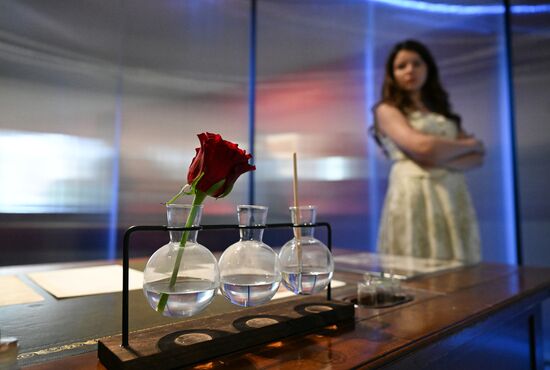 Russia Soviet Perfume Industry Exhibition