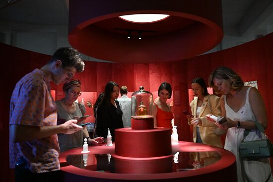 Russia Soviet Perfume Industry Exhibition