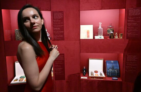 Russia Soviet Perfume Industry Exhibition
