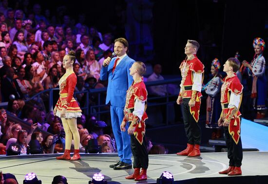 Belarus Slavianski Bazaar Arts Festival