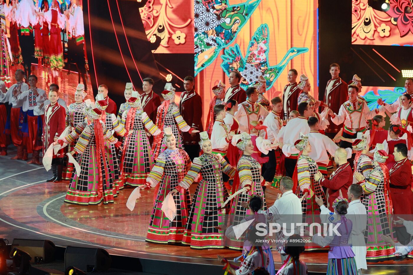 Belarus Slavianski Bazaar Arts Festival