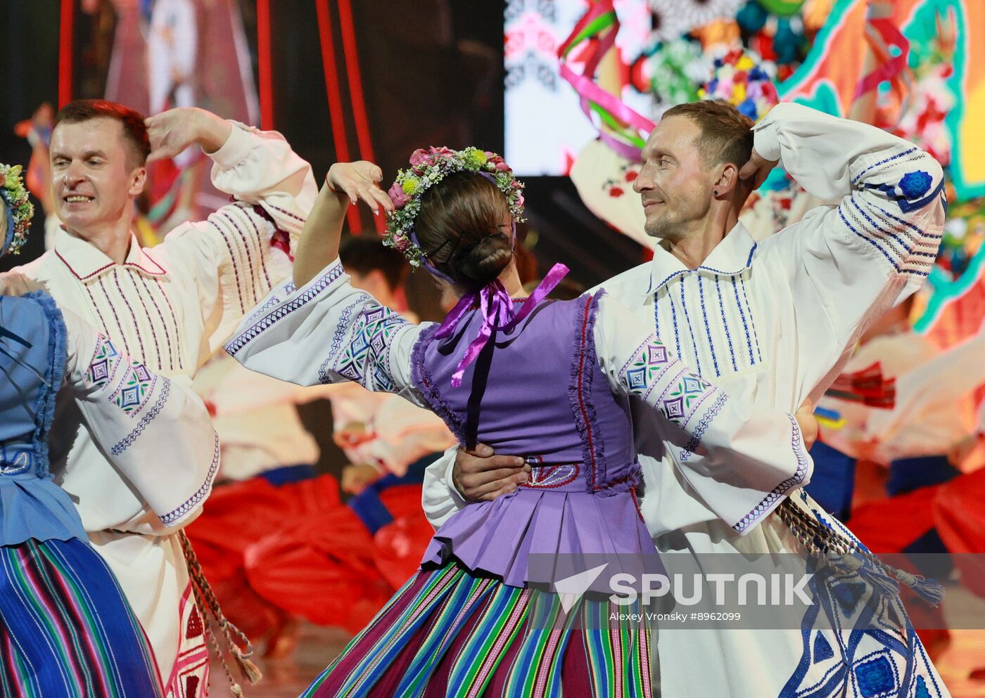 Belarus Slavianski Bazaar Arts Festival