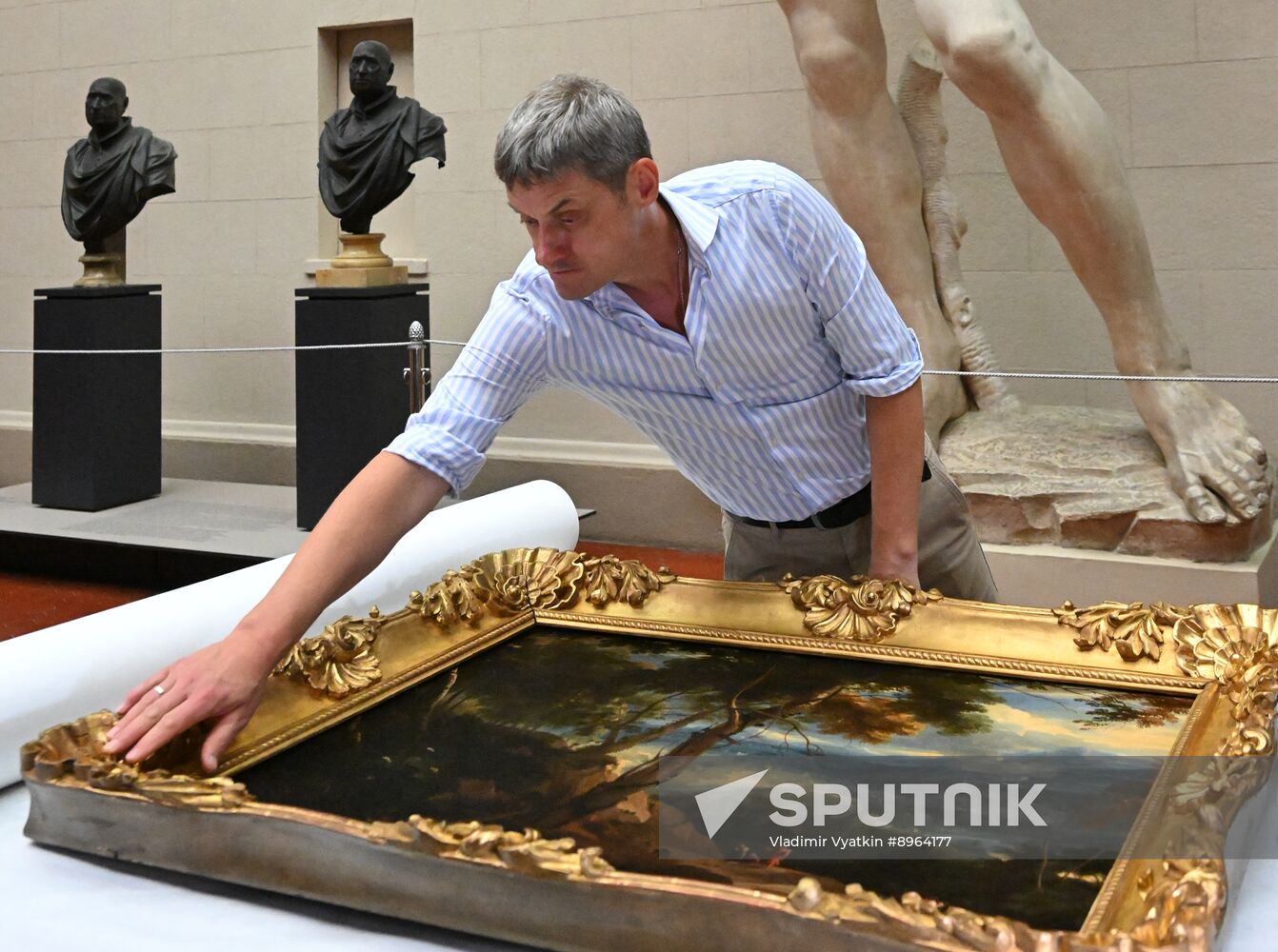 Russia Art Landscape Painting Exhibition Preparations