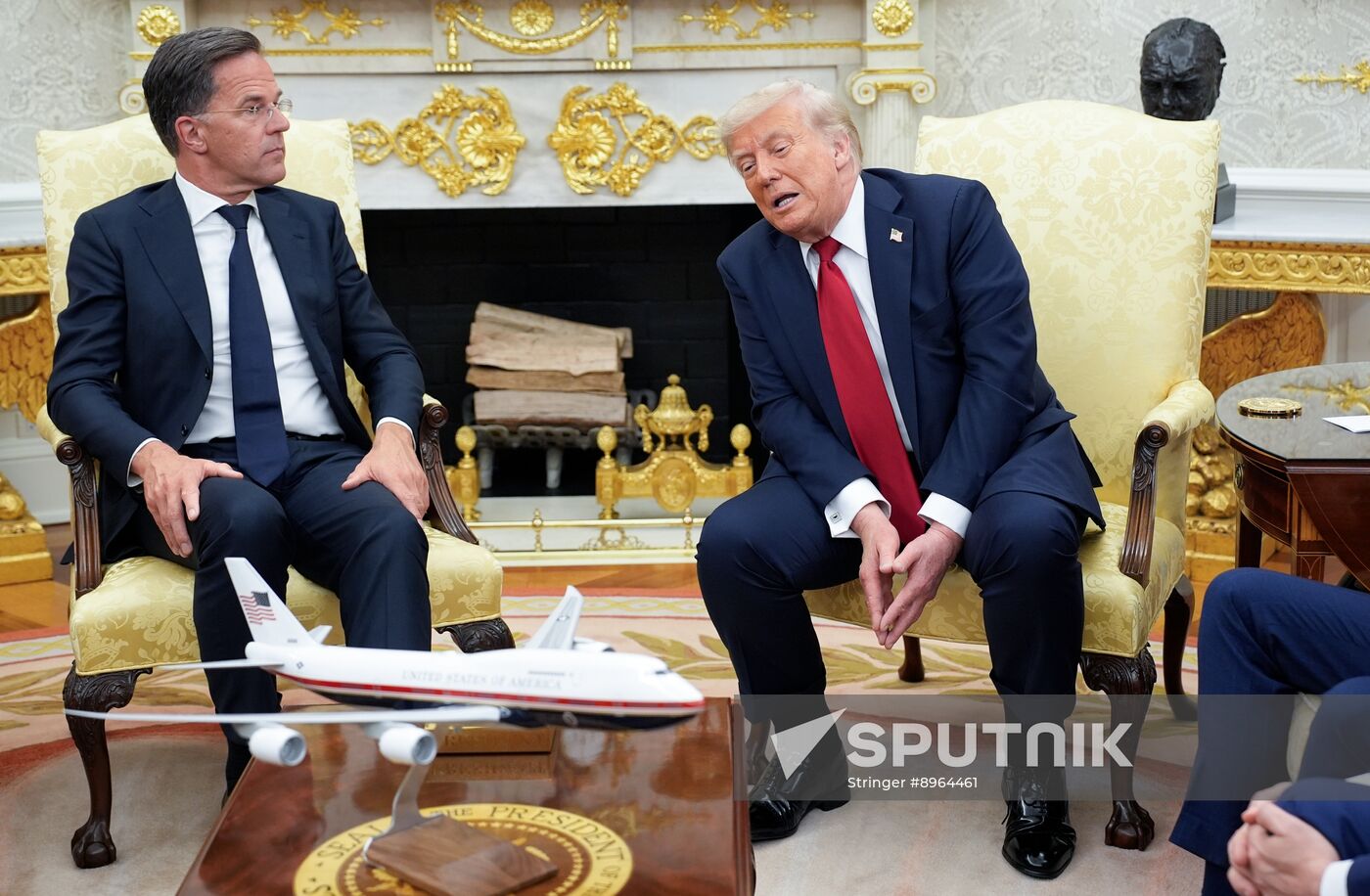 US NATO Ukraine Arms Deal