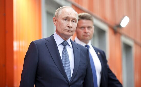 Russia Putin Ural Federal District