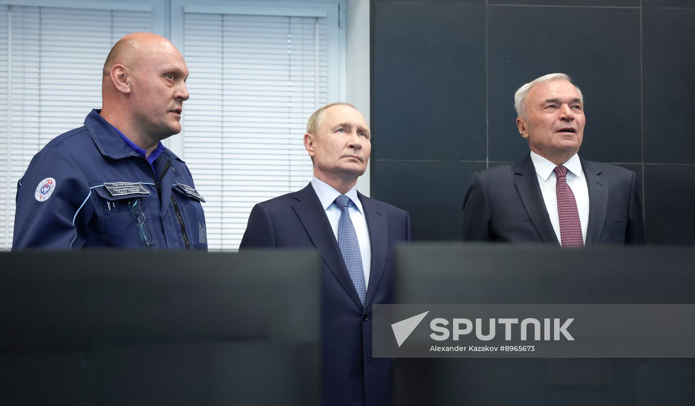 Russia Putin Ural Federal District