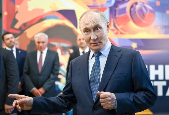 Russia Putin Ural Federal District