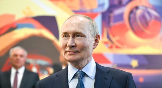 Russia Putin Ural Federal District