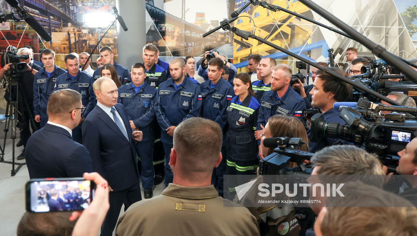 Russia Putin Ural Federal District