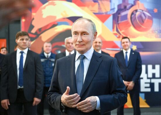 Russia Putin Ural Federal District