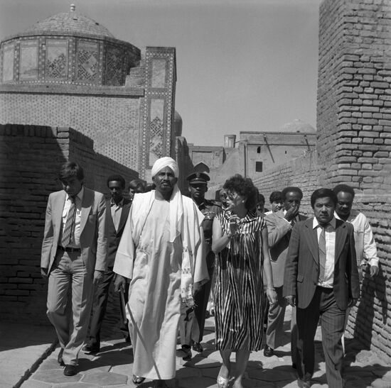 Prime Minister of Sudan Sadiq al-Mahdi visits USSR