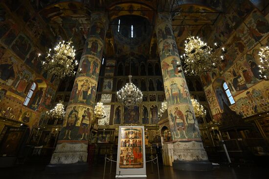 Russia Icon Restoration