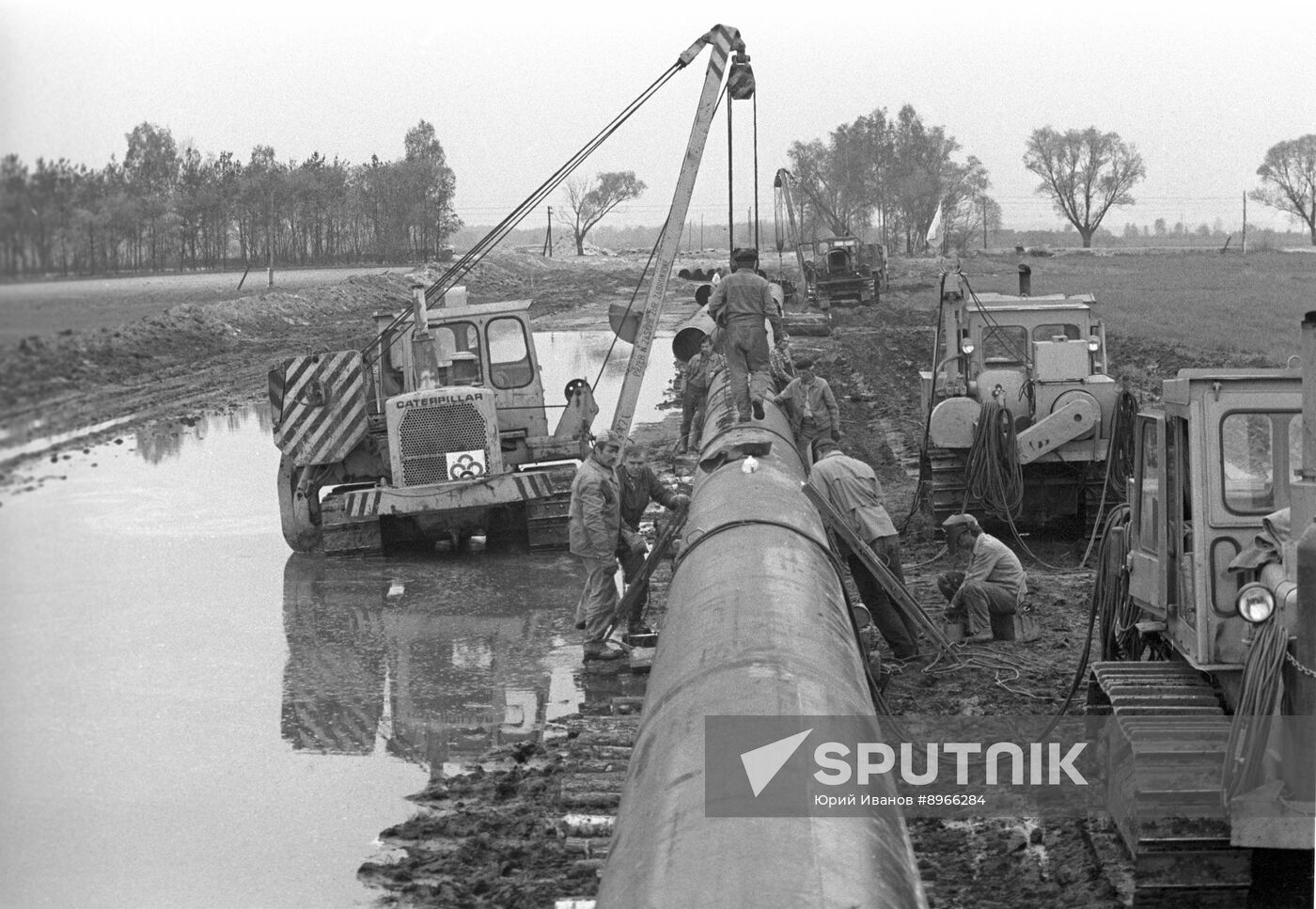 Kobrin - Brest - Warsaw gas pipeline