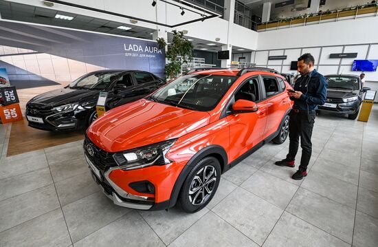 Russia Car Sales Lada Iskra