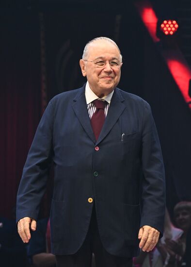 Russia Idol Circus Festival Gala