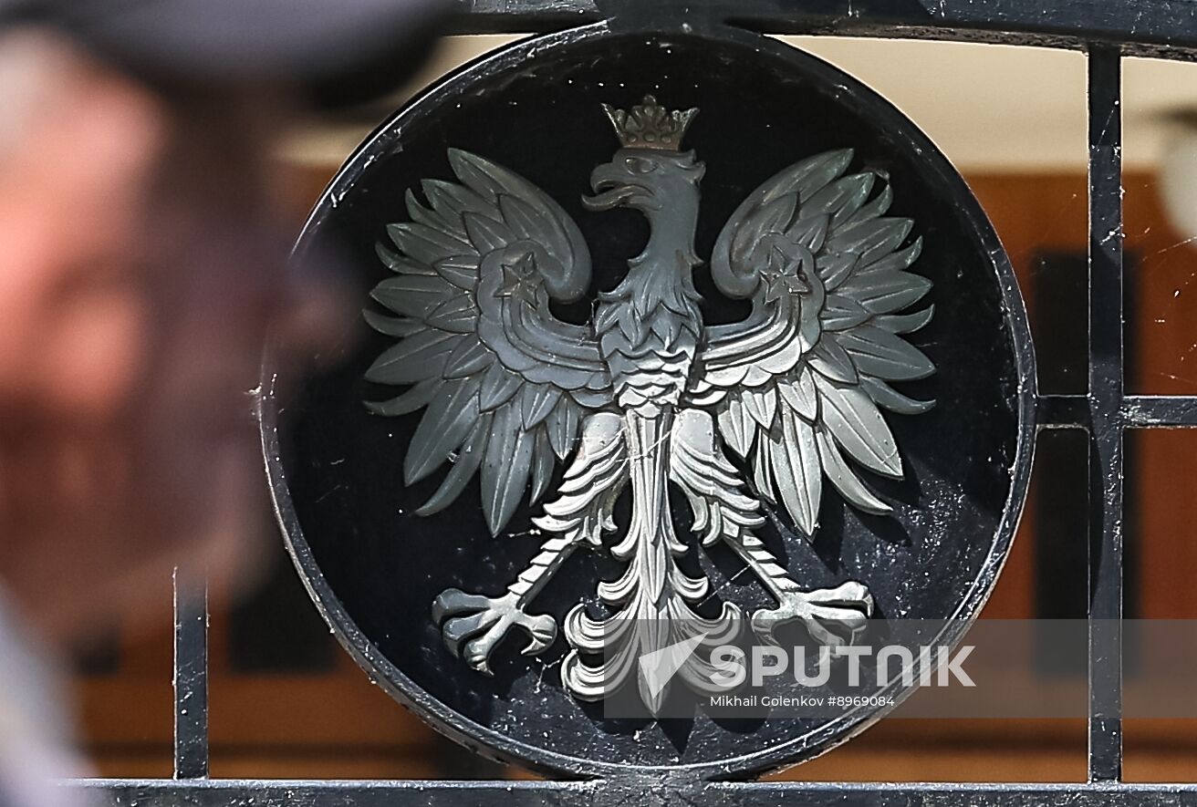 Russia Poland Consulate Closure