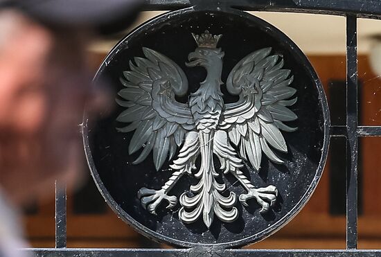 Russia Poland Consulate Closure