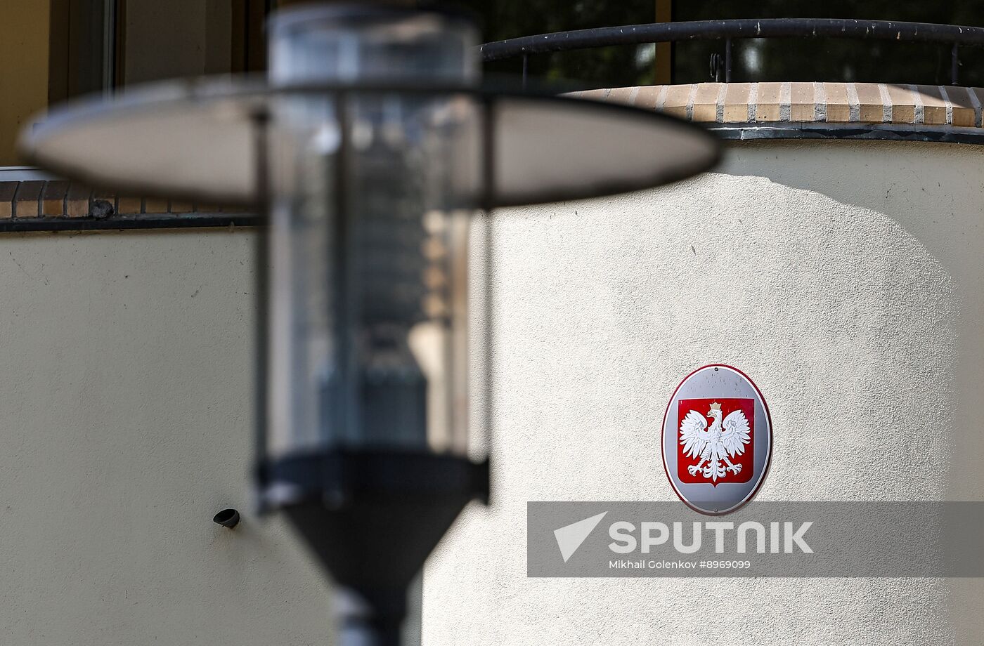 Russia Poland Consulate Closure