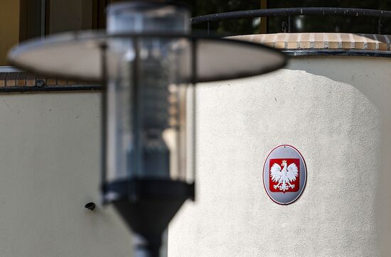 Russia Poland Consulate Closure