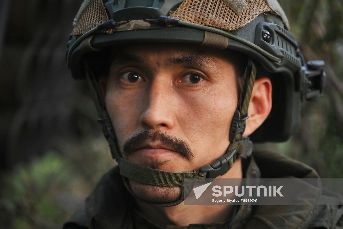 Russia Ukraine Military Operation Artillery Unit