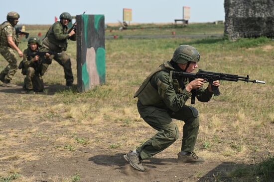 Russia Defence Contract Personnel Training