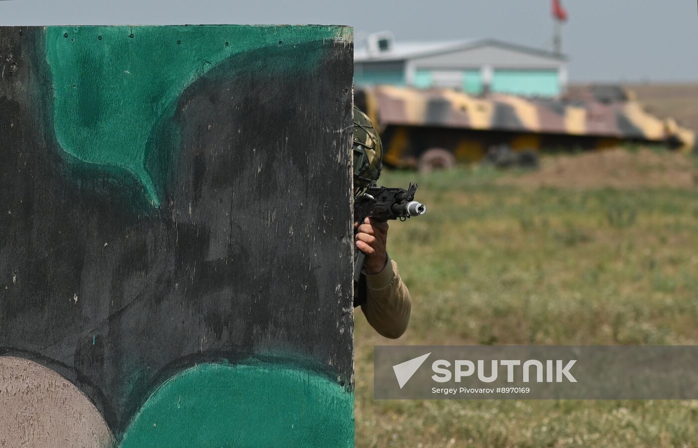 Russia Defence Contract Personnel Training