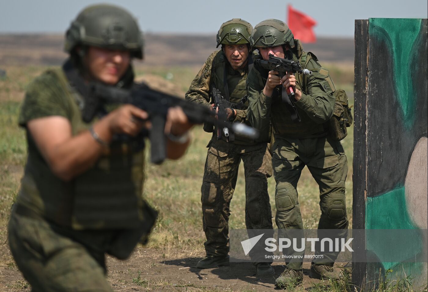 Russia Defence Contract Personnel Training
