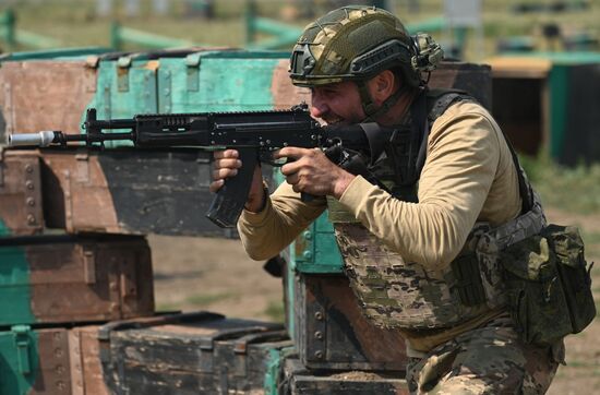 Russia Defence Contract Personnel Training