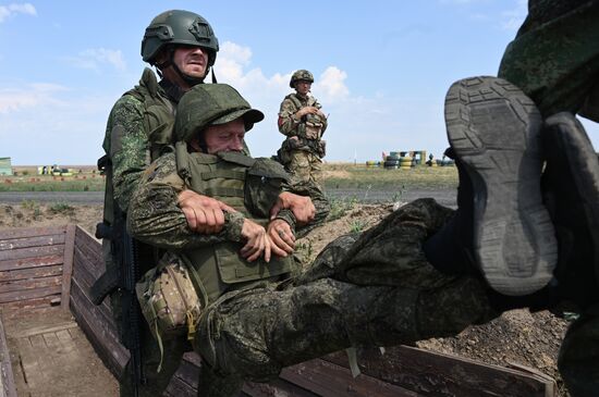 Russia Defence Contract Personnel Training