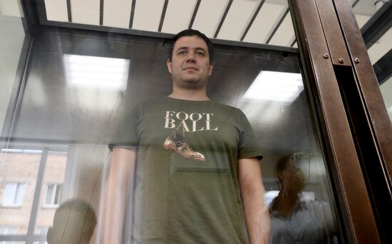 Russia Baza Media Outlet Chief Editor Arrest
